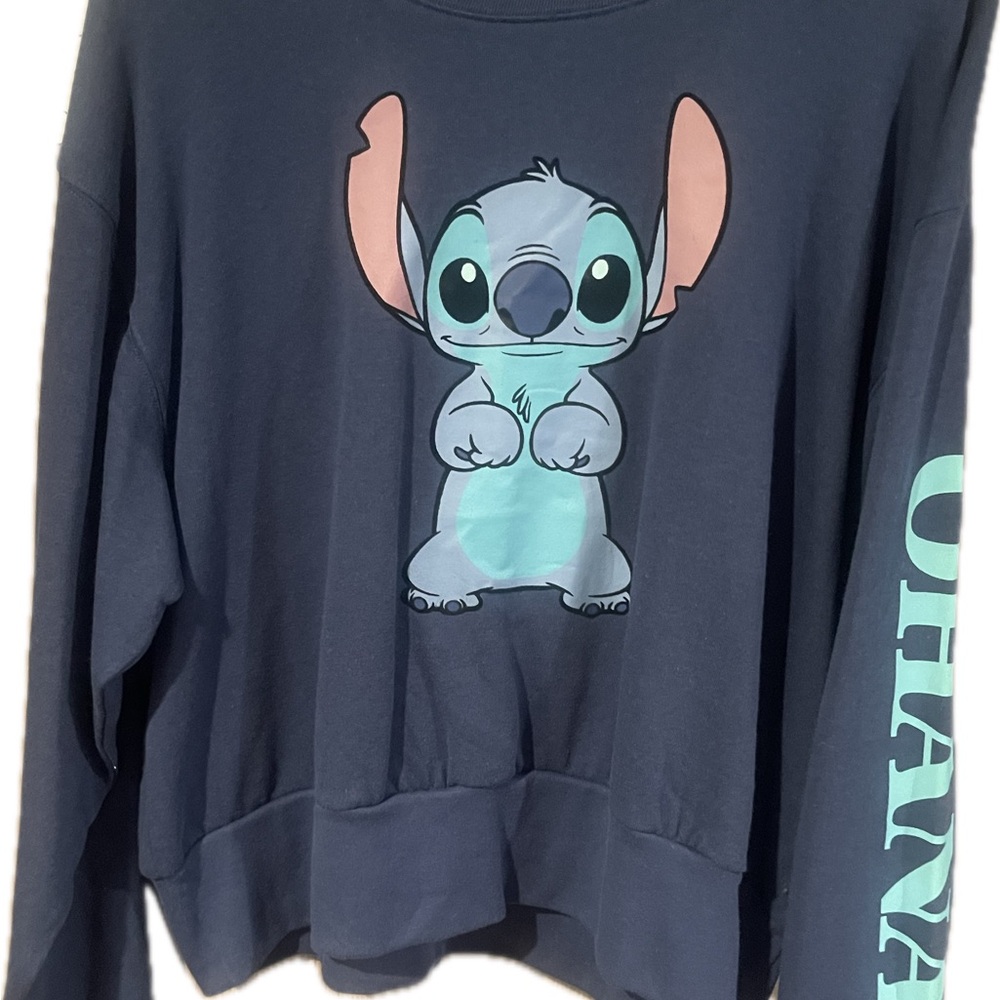 Disney Navy Blue Stitch Sweatshirt juniors size xxl
